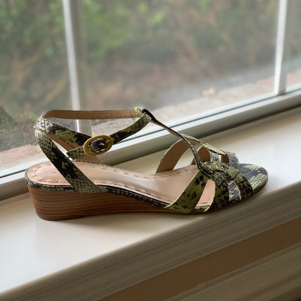 Beautiful snake skin pattern kitten wedge sandal